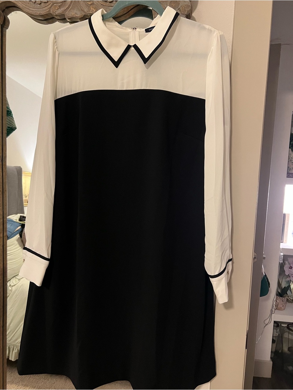 Tommy Hilfiger Black and White Long Sleeve Shift Dress